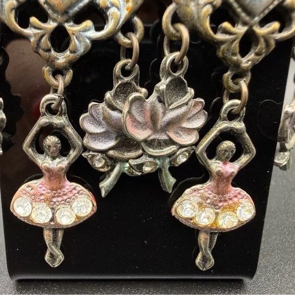 Vintage Banana Bob RARE Heart Rose Ballerina Rhinestone Dangle Earrings 3” drop - Picture 4 of 5